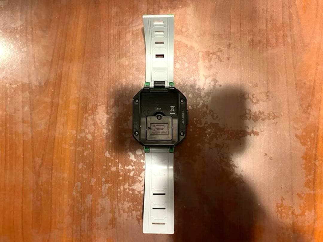 ベン10　ben10　オムニバース　オムニトリックス