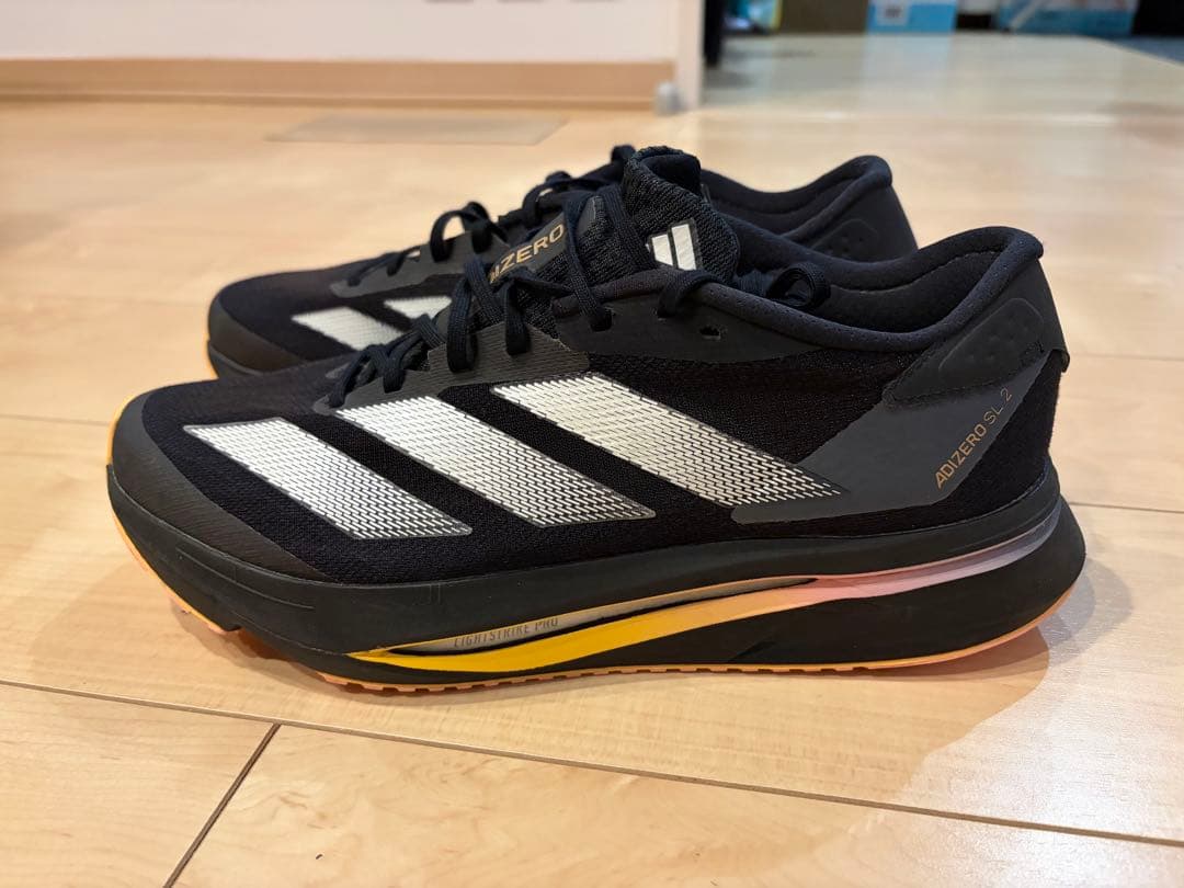 Adizero SL2 26.5 ランニングシューズ ブラック/ホワイト
