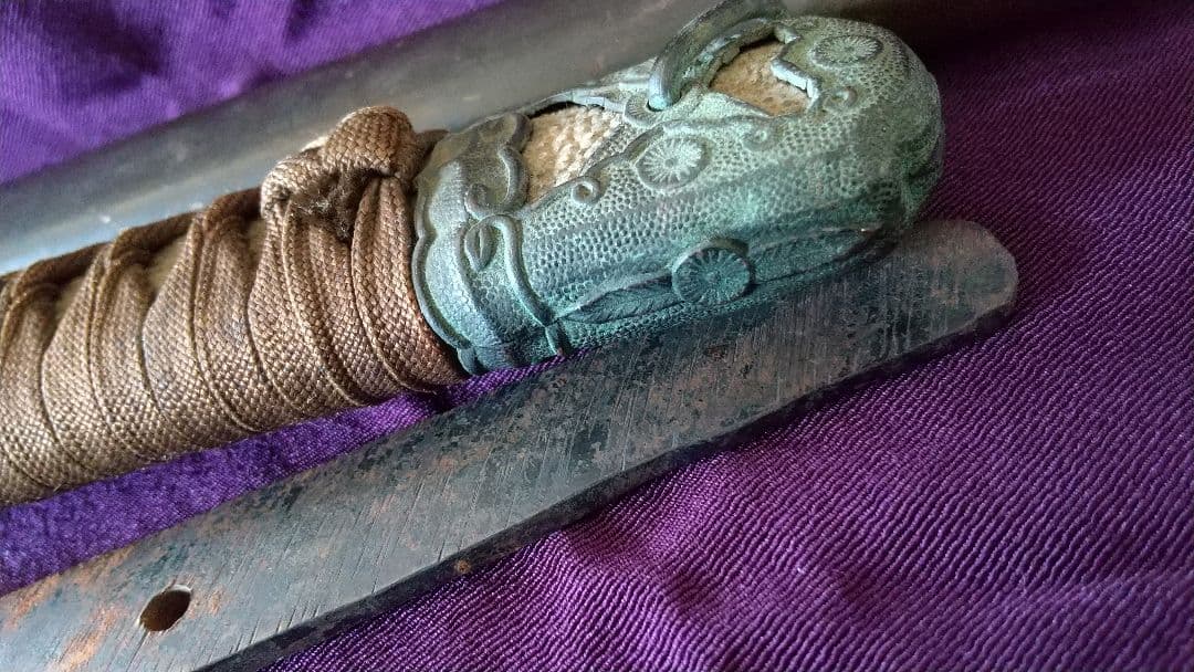 旧日本陸軍・菊紋入り軍刀拵え