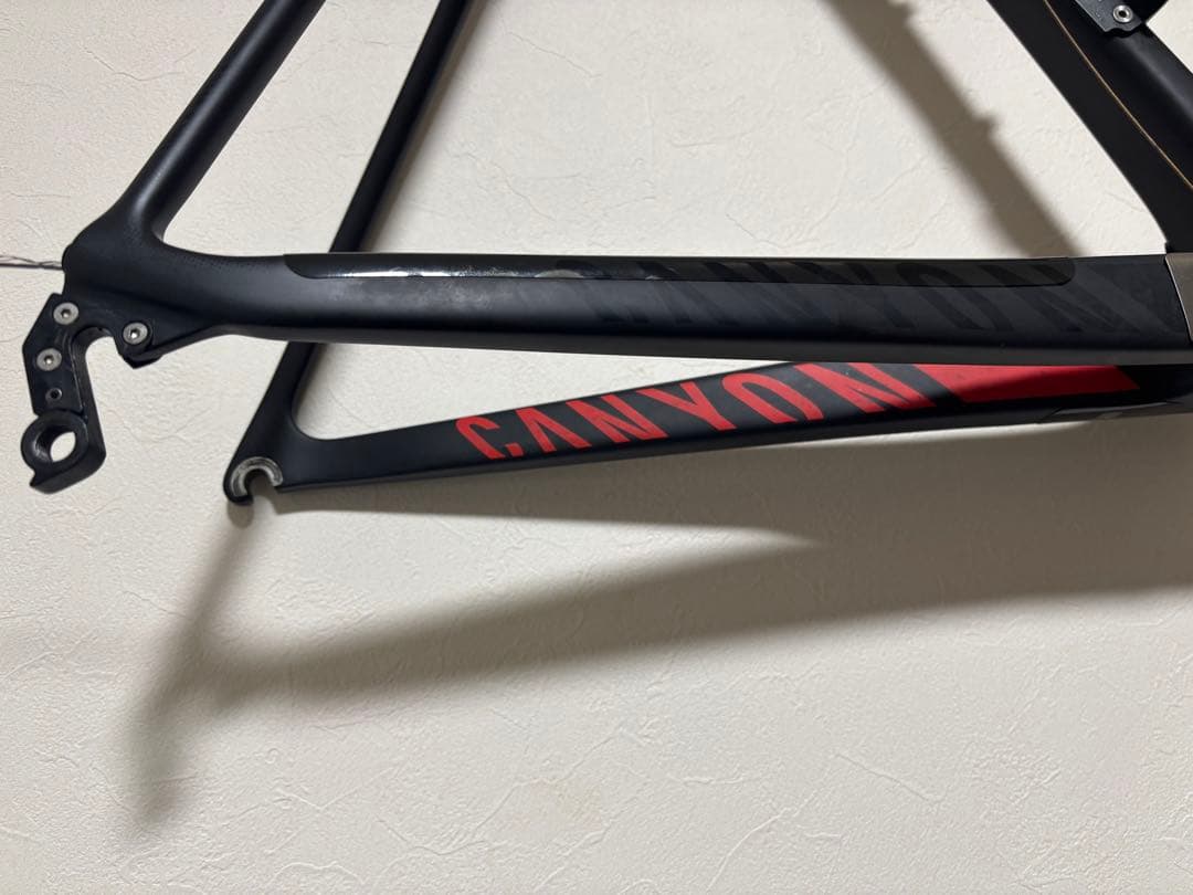 美品 Canyon ultimate cf slx ロードバイク フレームセット