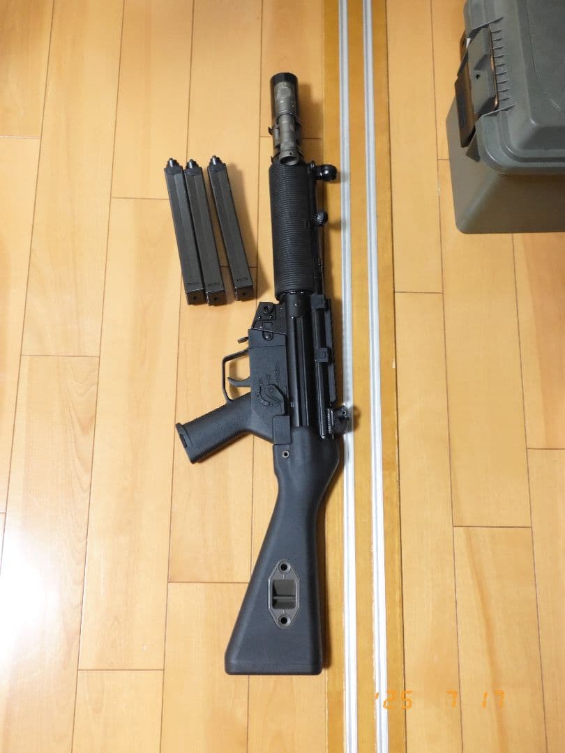 東京マルイ　次世代電動ガン　MP5SD6 固定ストック仕様