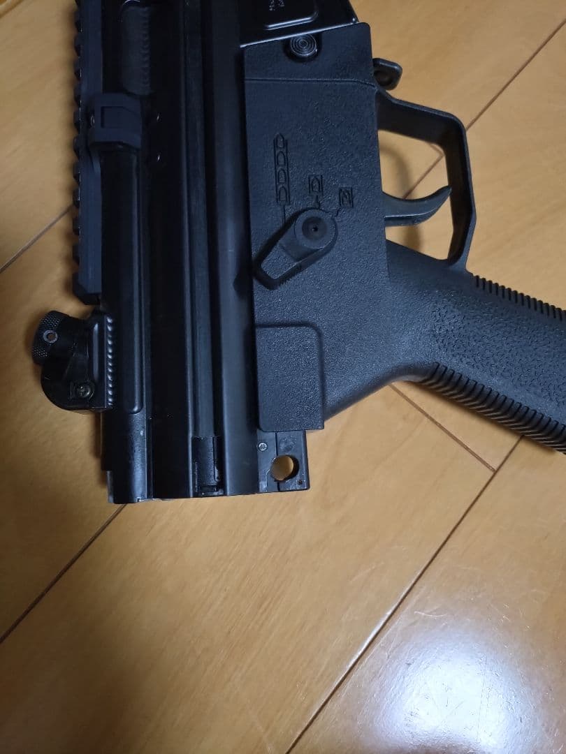 東京マルイ　次世代電動ガン　MP5SD6 固定ストック仕様