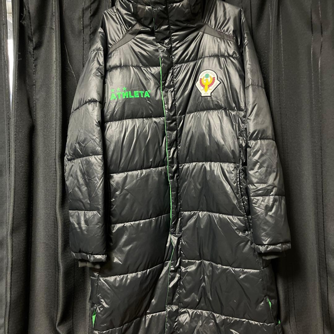 ATHLETA フード付きベンチコート ブラック　ヴェルディ