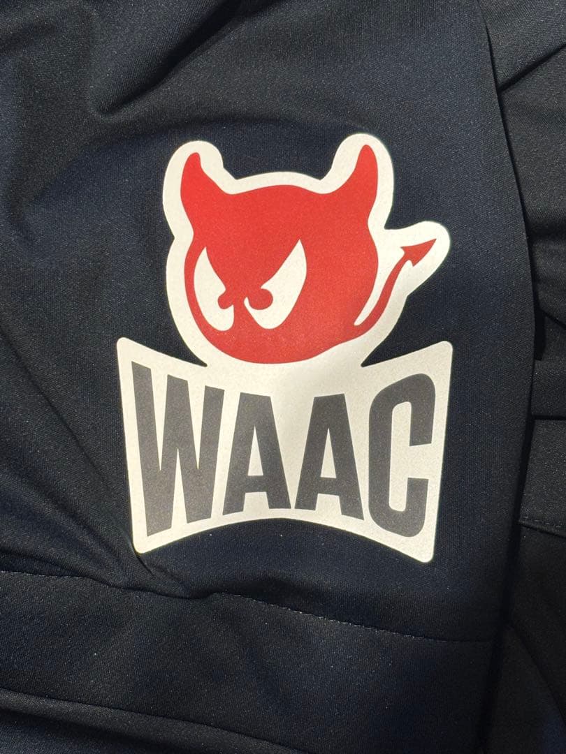 【未使用品・収納袋付き】WAACナイロンジャケット レディース Sサイズ