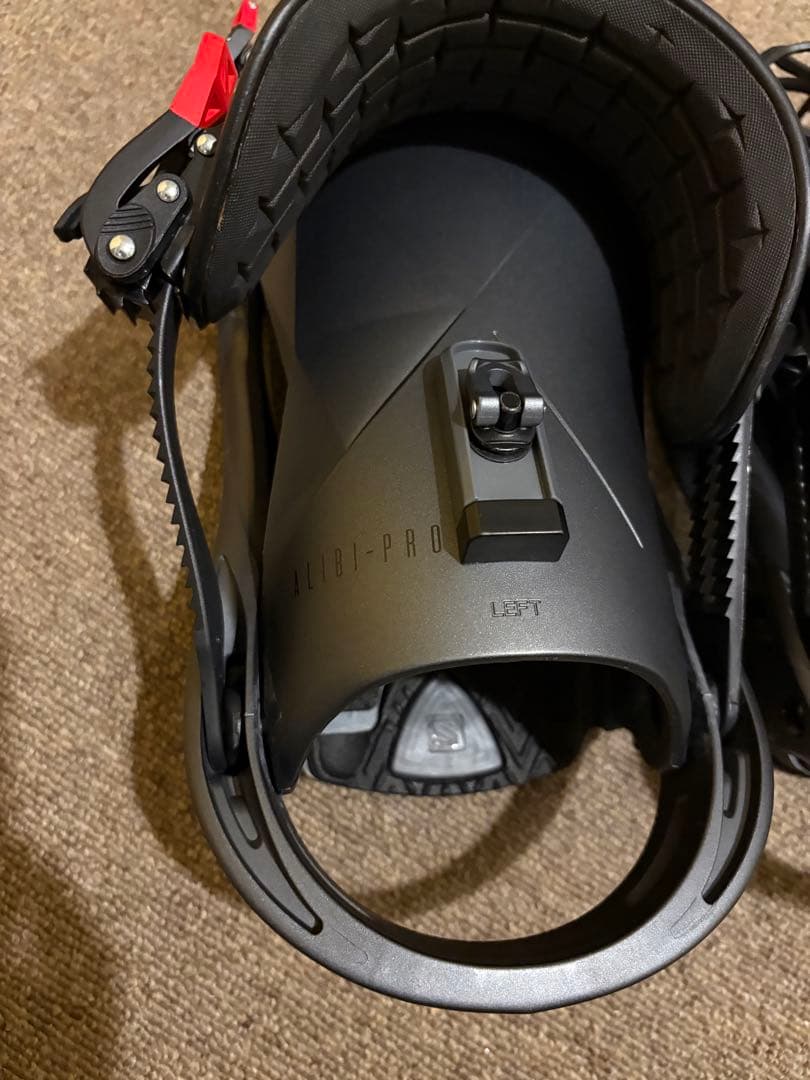 サロモン/アリバイプロ/スノーボードビンディング/ミディアムブラック