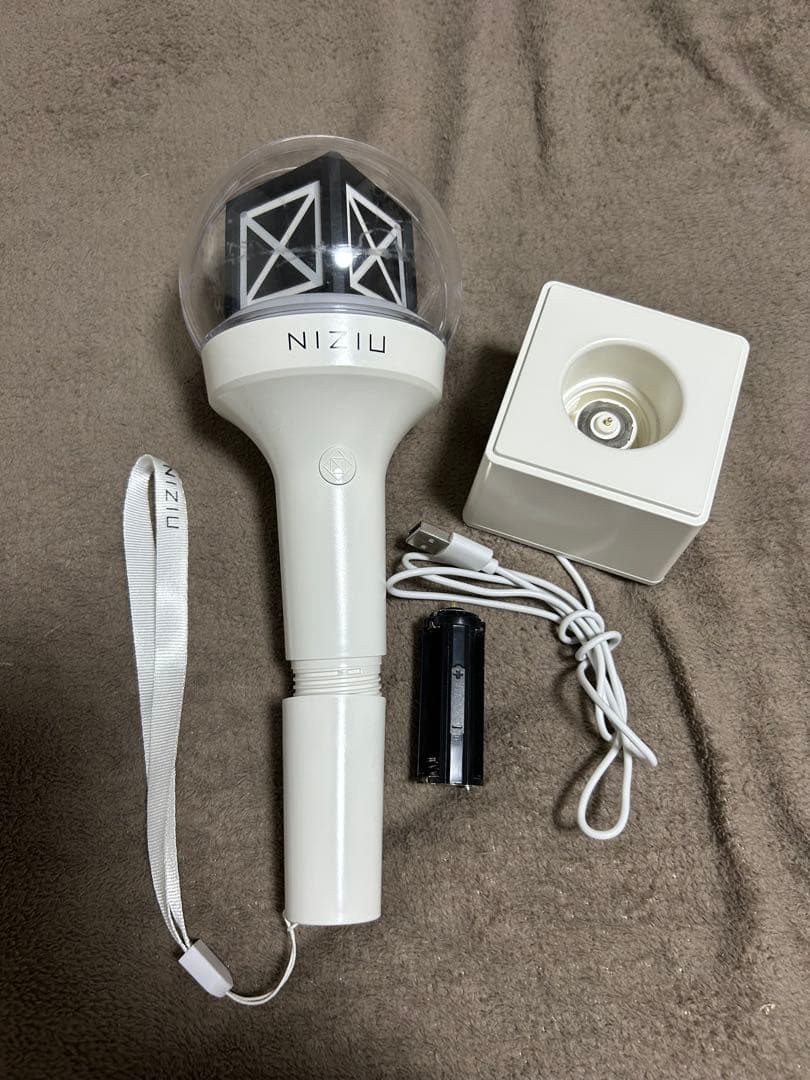 NiziU ペンライト 動作確認済み