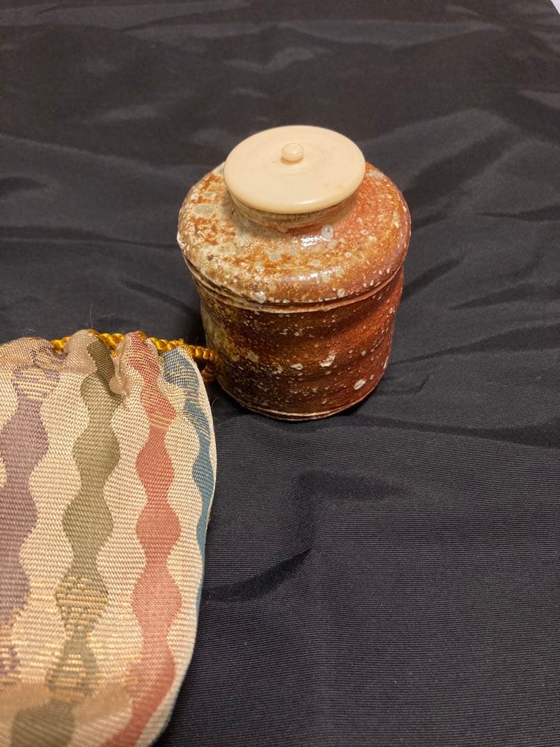 名工【高橋楽斎】信楽茶入 共箱・仕覆付 景色豊かな土味 逸品 茶道具 時代