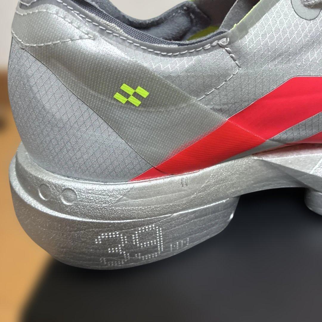 ADIZERO ADIOS PRO4 Ｗ　26.0 ランニングシューズ