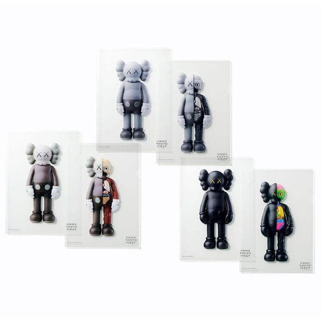KAWS TOKYO FIRST 限定 クリアファイル A4サイズ 2枚組×3