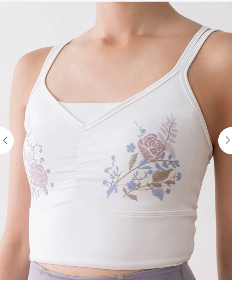 【SUKALA】新品タグ付きLAVA限定フラワーブーケブラトップ(M/ホワイト)