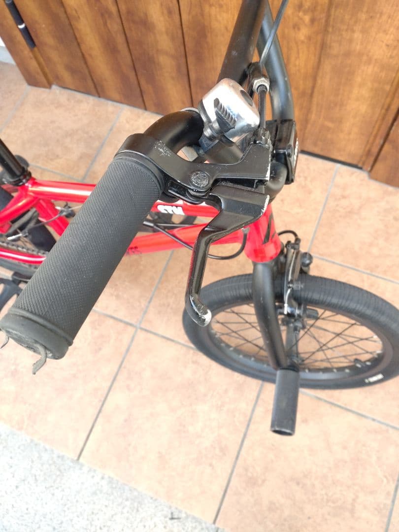 STN ARESAVES BMXバイク レッド　16インチ