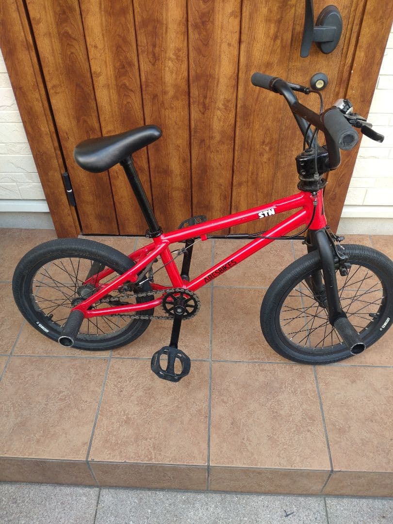 STN ARESAVES BMXバイク レッド　16インチ