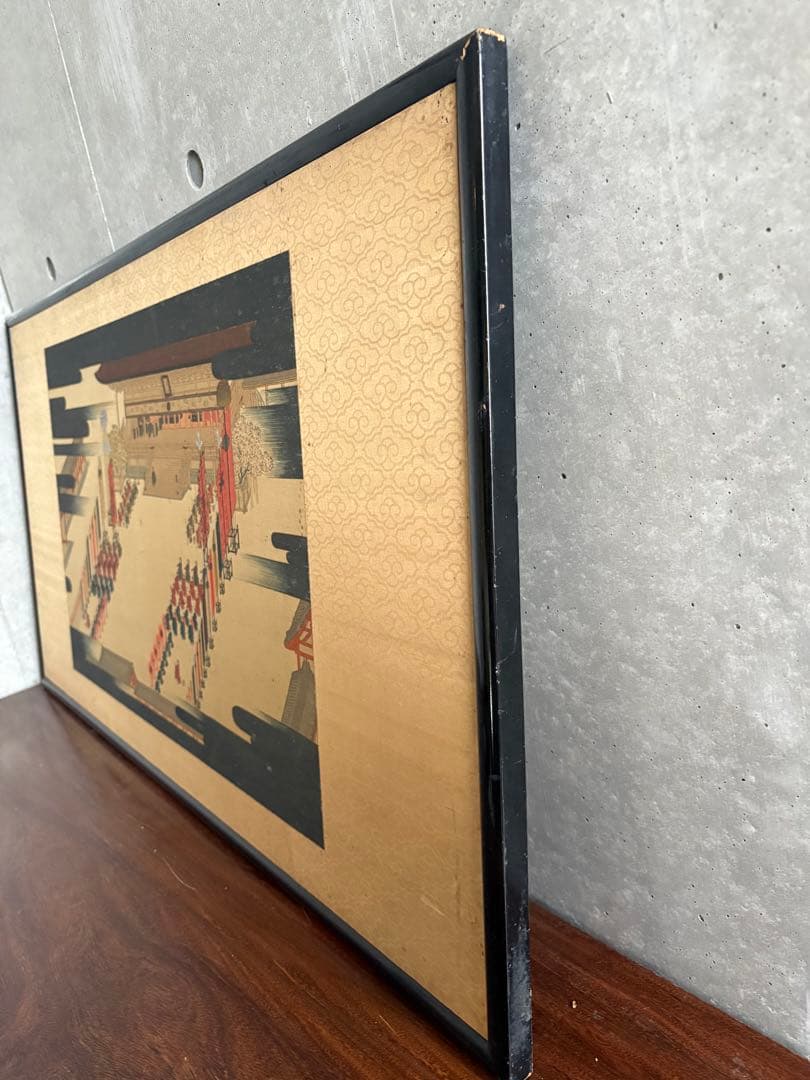 横額　機械刺繍？　御即位礼紫宸殿の儀の図　102cm×55cm