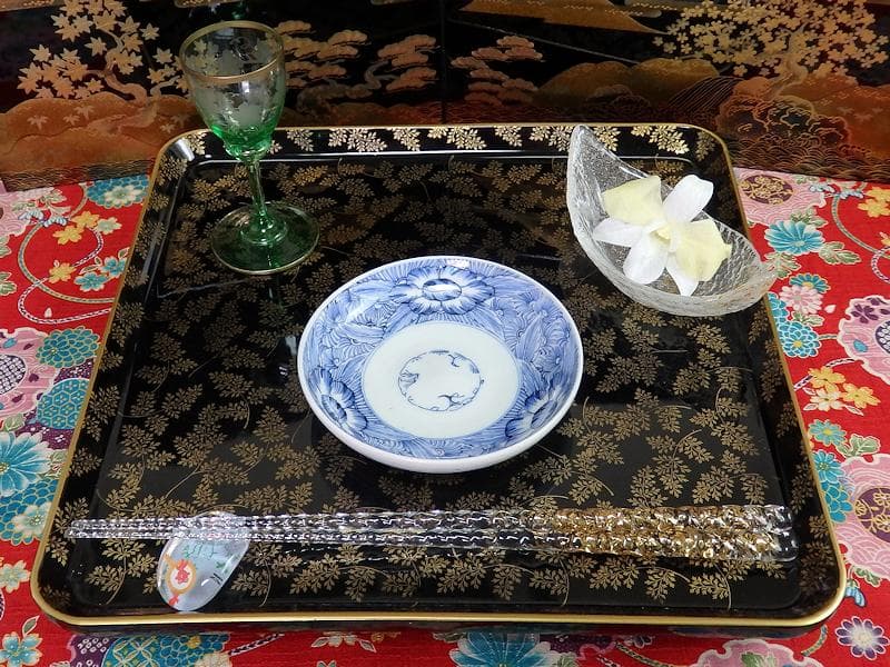 古伊万里　染付　線描き　草花紋の図　３寸半　手塩皿　２枚　E770AS-fbre