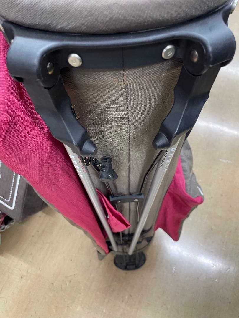 良品　オノフ　スタンド式キャディバッグ　7分割ポケット　メンズ　レディース