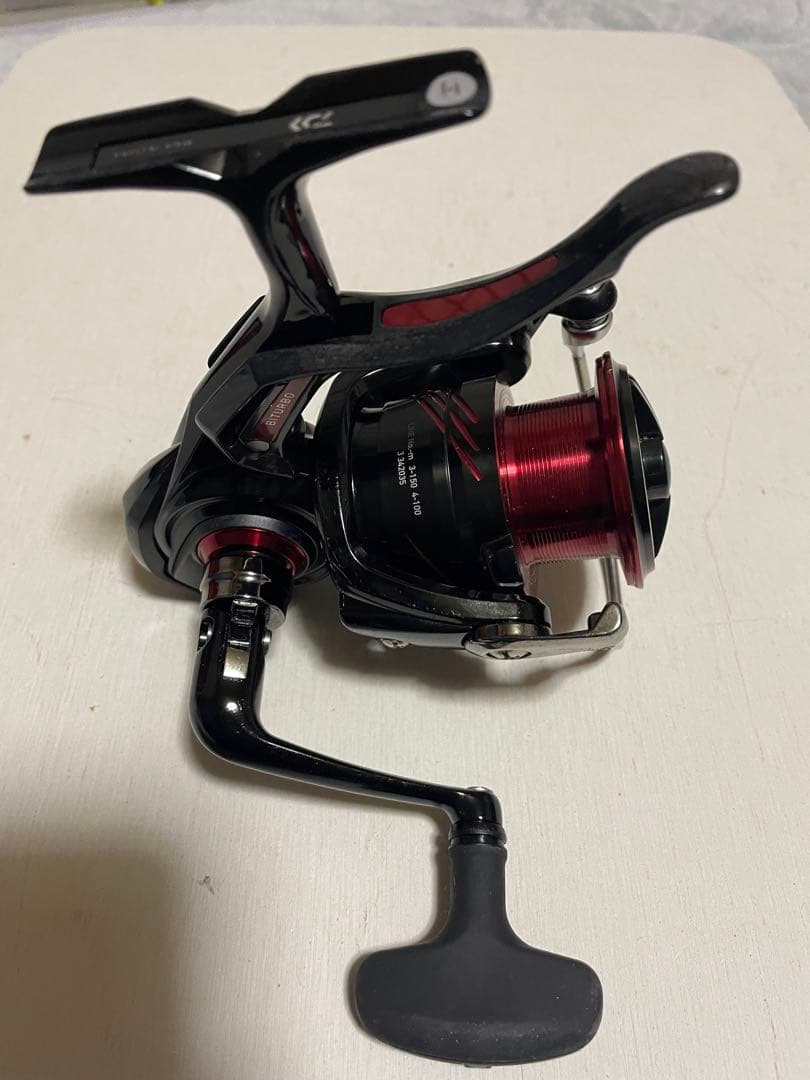 前*利様 美品　ダイワ　23シグナス 2500H-LBD