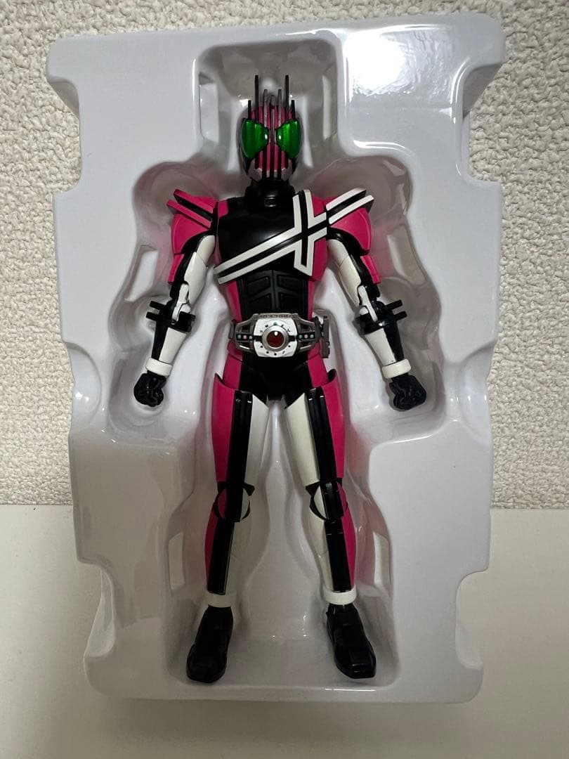 仮面ライダーディケイド真骨彫50thVer. 美品