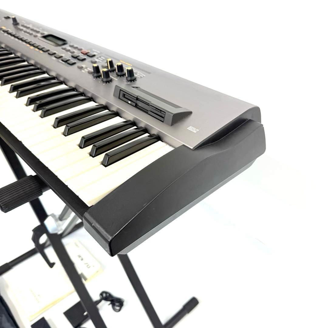 【動作良好】Roland RS-70 RS70 シンセサイザー ローランド