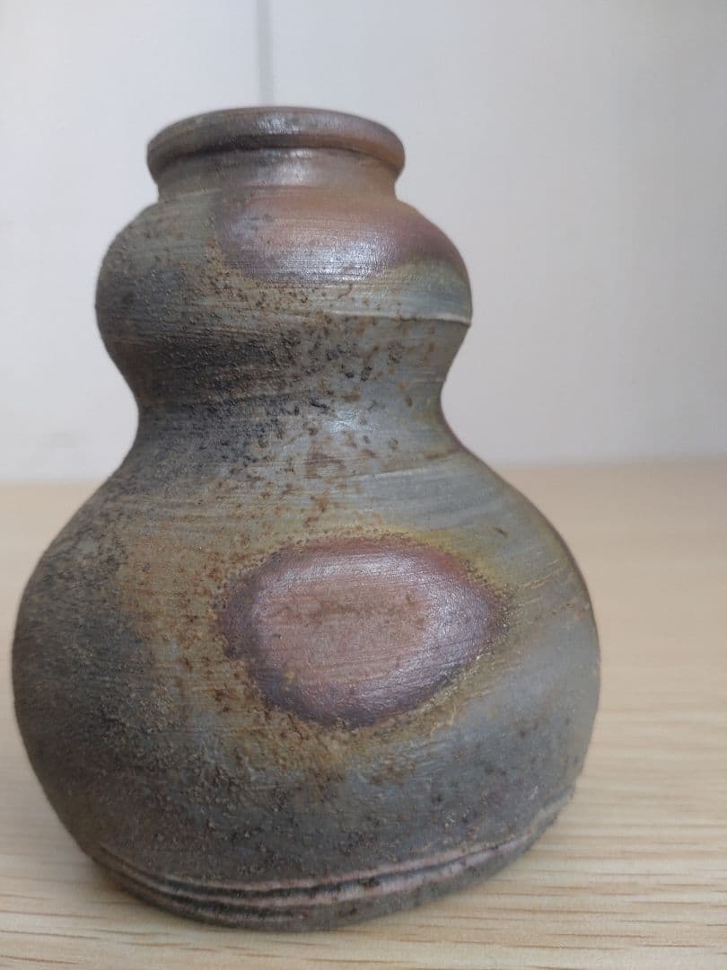 【秀逸品】窯変の美　肩衝茶入　牙蓋　大海茶入　焼き締め　灰被り　徳利