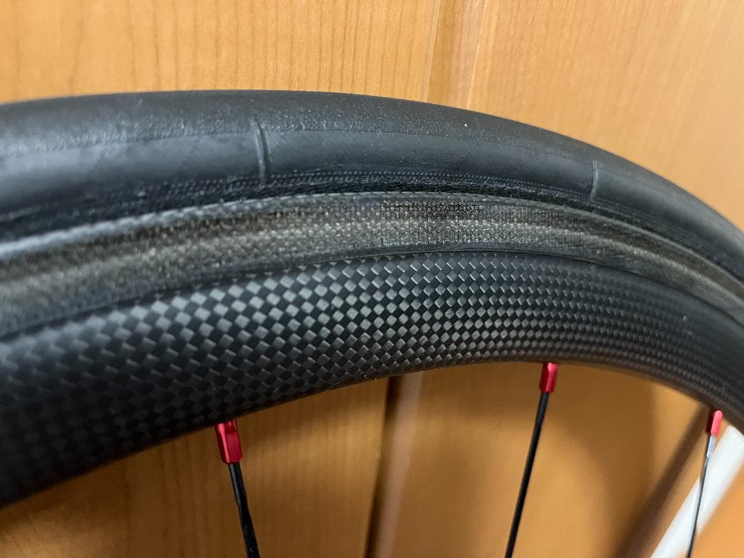 軽量カーボンホイール チューブラー シマノフリー11s、タイヤ付き