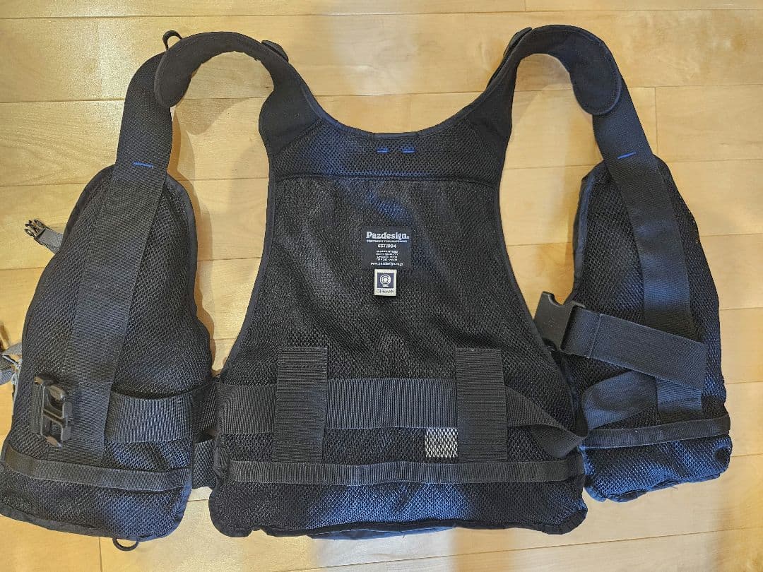 パズデザイン×コアマン　スーパーライトベスト