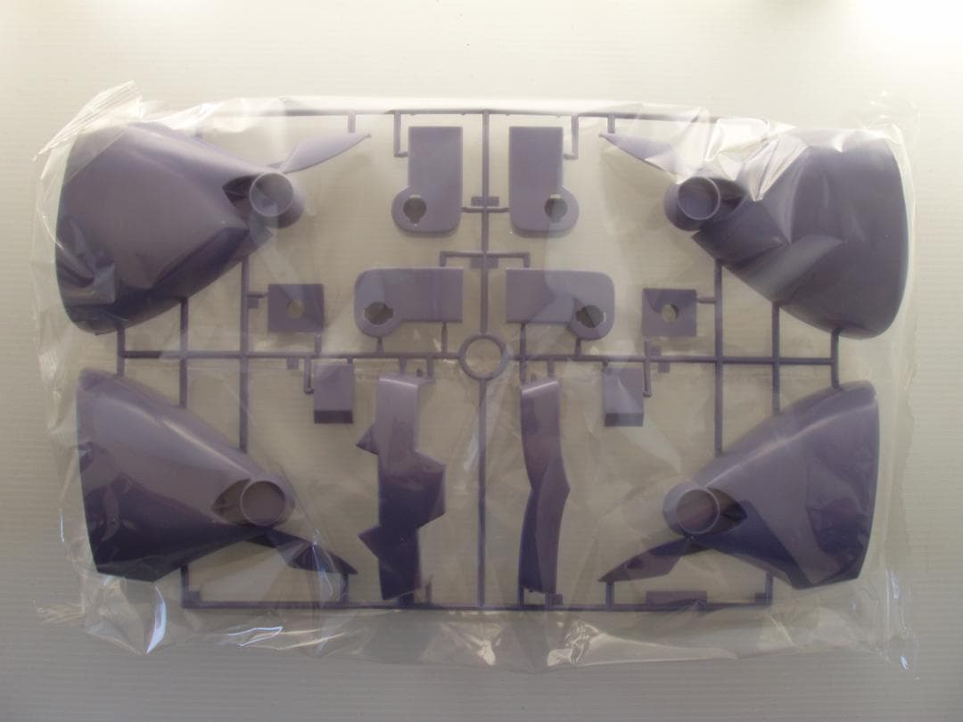 バンダイ 1/60 MS-09 ドム