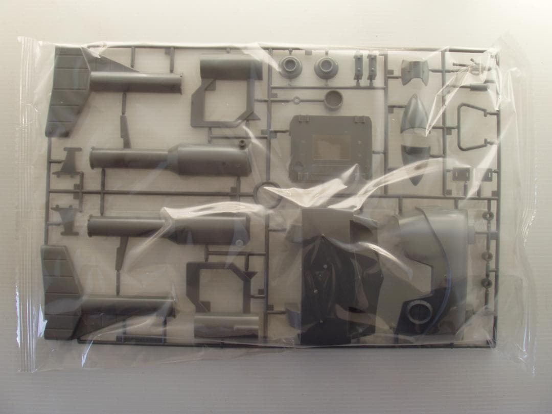 バンダイ 1/60 MS-09 ドム