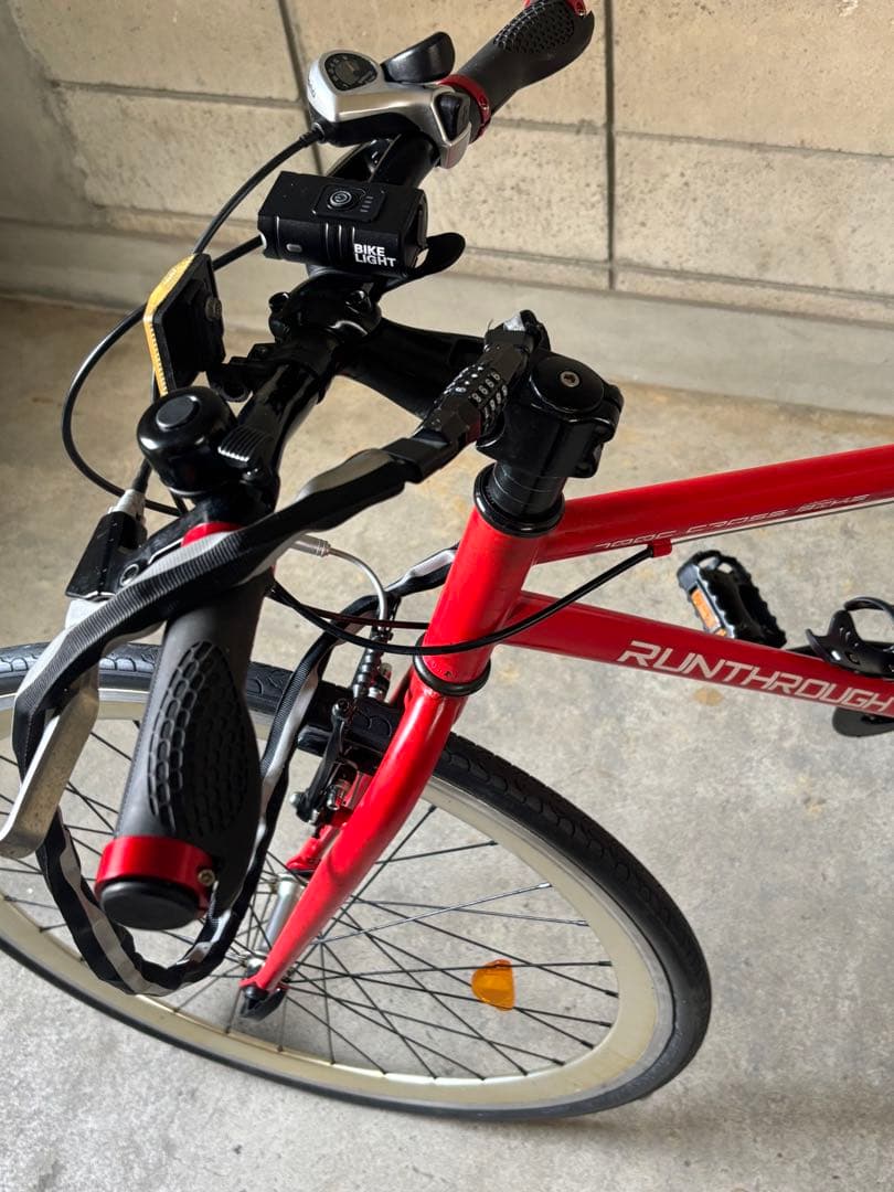 りんさん専用「赤 クロスバイク (700c)」[配達可能]