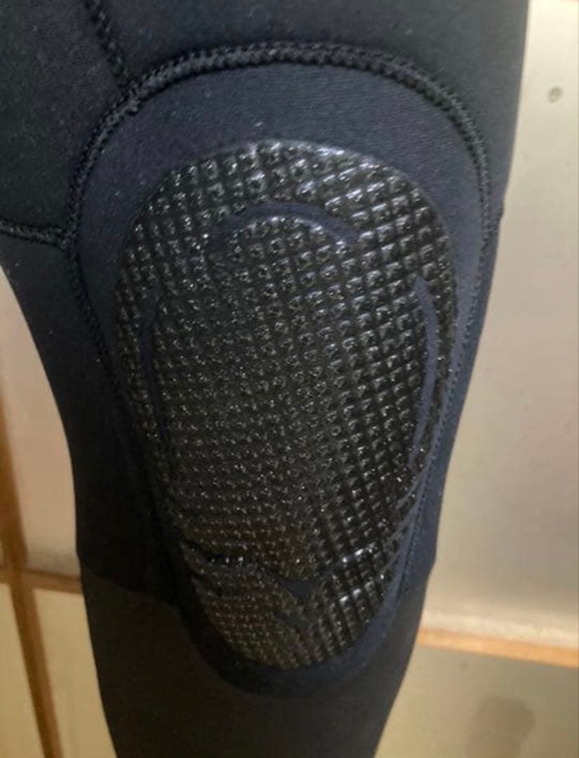 ZERO ONE セミドライスーツ 5mm