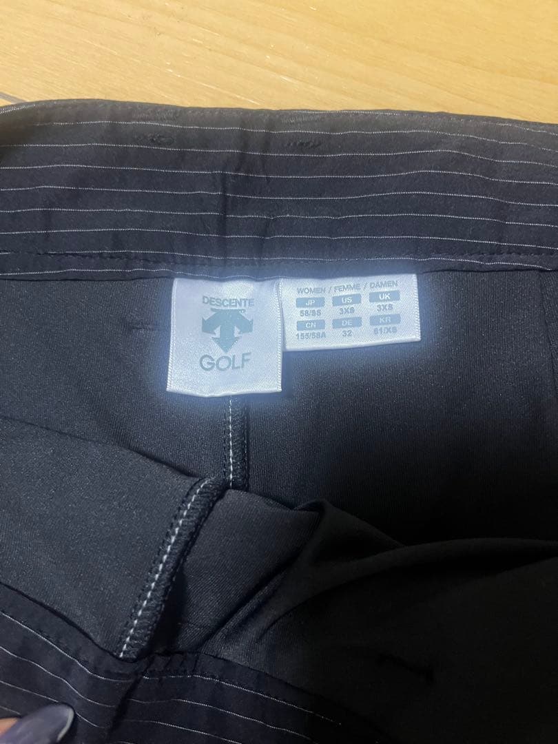 デサントゴルフ ストライプ柄 スカート SS 58 XS