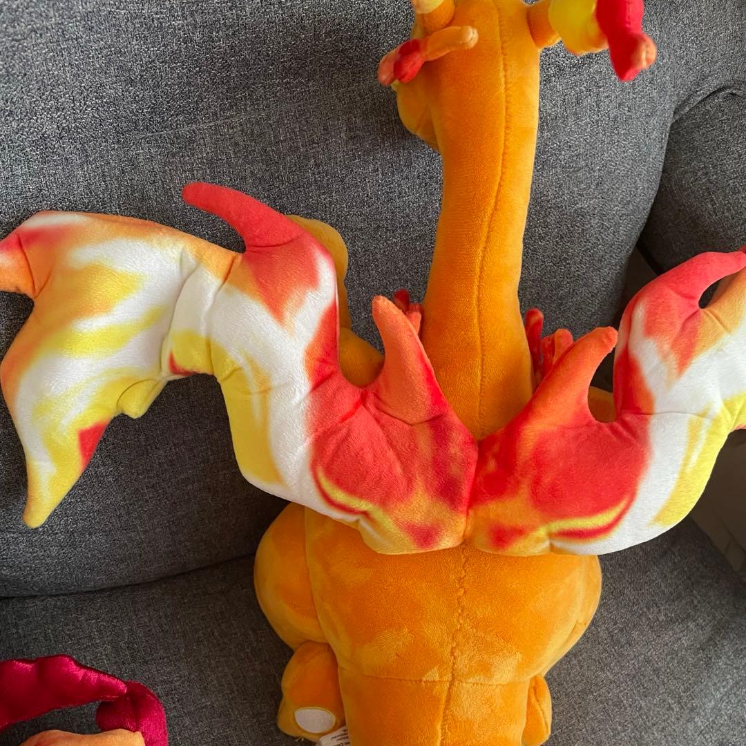 リザードン　キョダイマックス　ぬいぐるみ