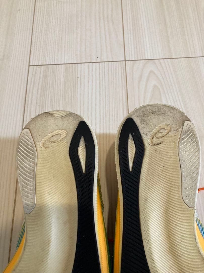 asics メタスピードエッジプラス