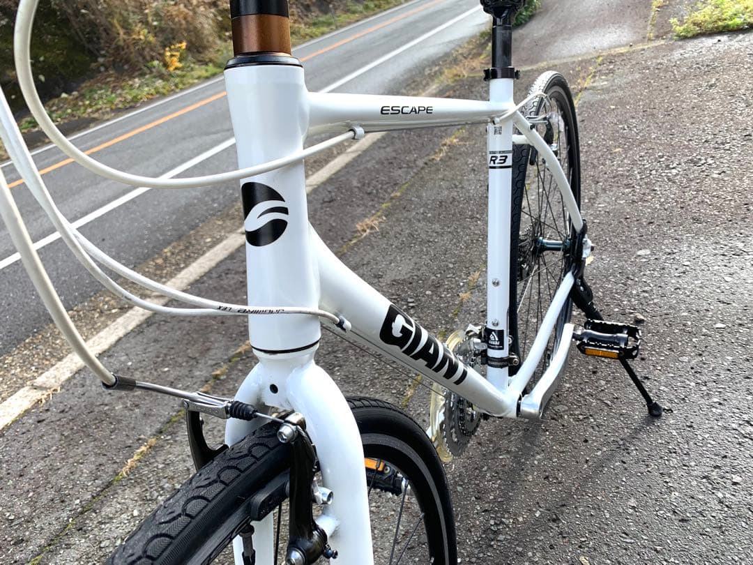 【即乘】送料無料GIANTクロスバイクESCAPE R3M SHIMANO24速