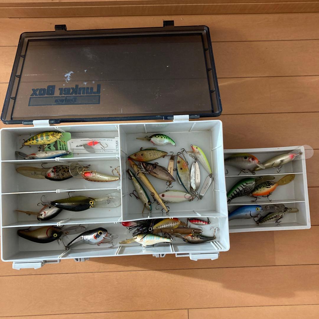 タックルボックス両開きルアーほか