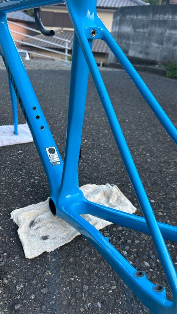 102　CANYON ULTIMATE CF SL ディスク