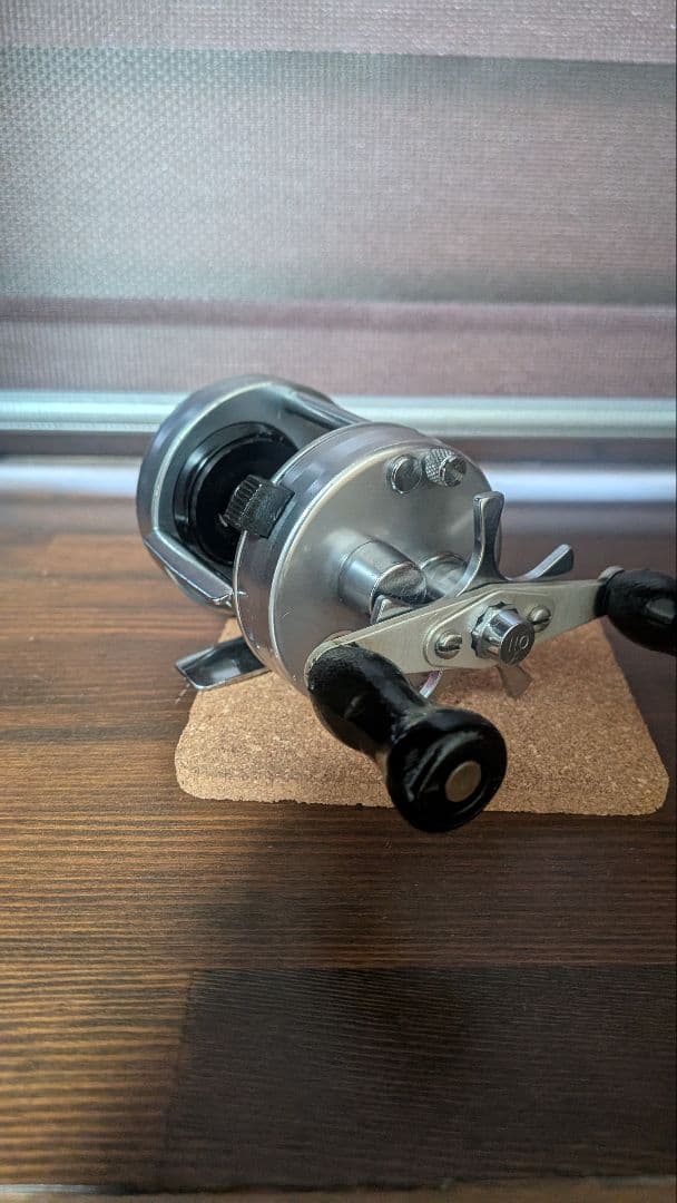 美品 初期型 ABU 2500c アブ 2500c アブガルシア OH済み