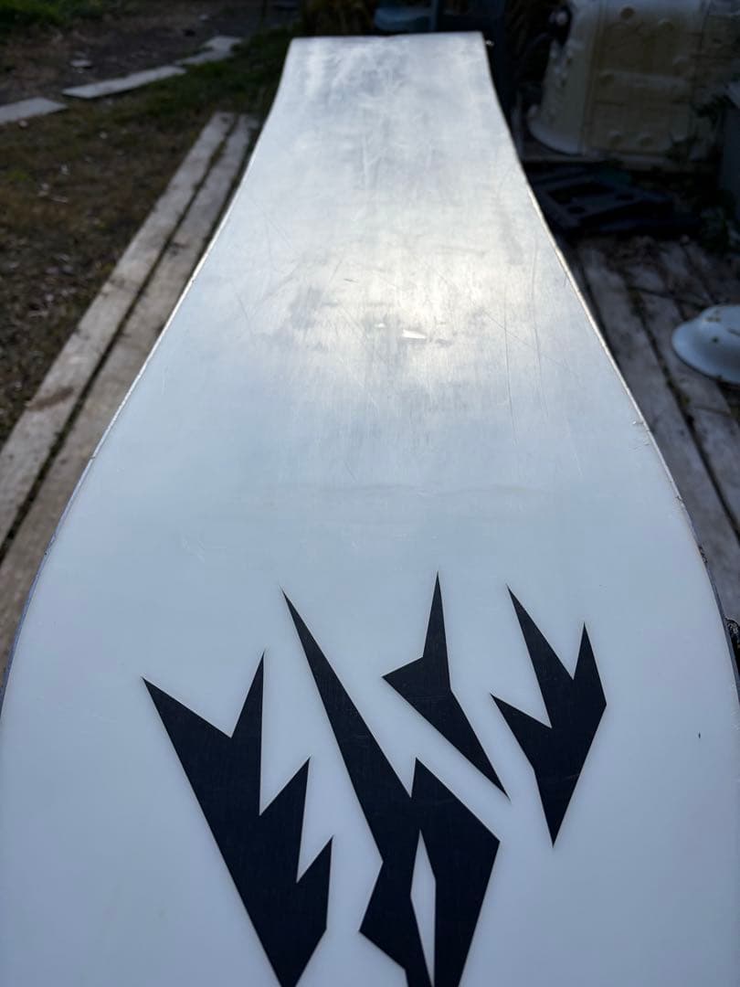 スノーボード jones storm wolf 154