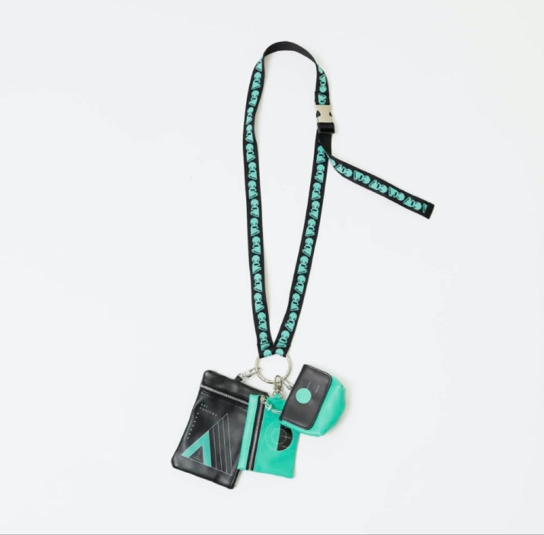 Ado Adotomy 大阪会場限定 ストラップポーチ