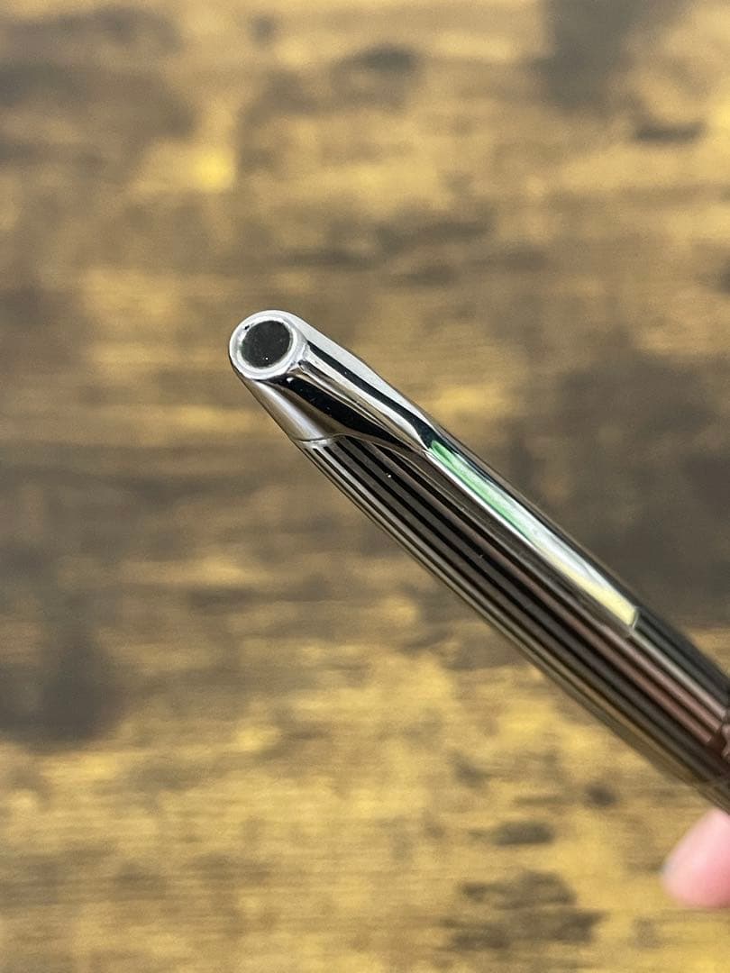 1970年代　ペン先軸一体型　蝕刻　μ ストライプ　ミュー　万年筆　細字　備品付