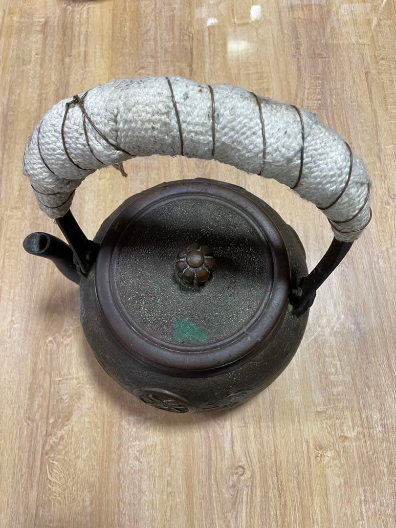 銅製 茶釜 矢のデザイン　骨董品