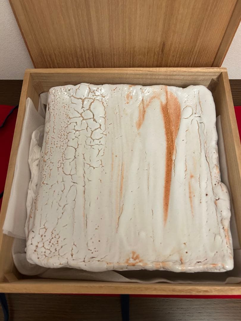 堀一郎作　志野四方皿