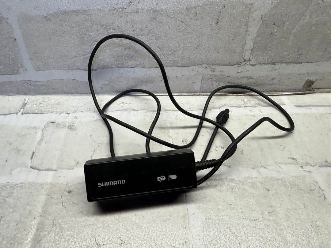 シマノ　SM-BCR2 di2 バッテリーチャージャー　充電器