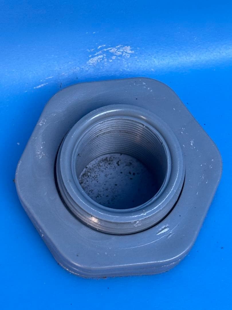 【300L】大型水槽　コンテナ水槽　プラスチック水槽