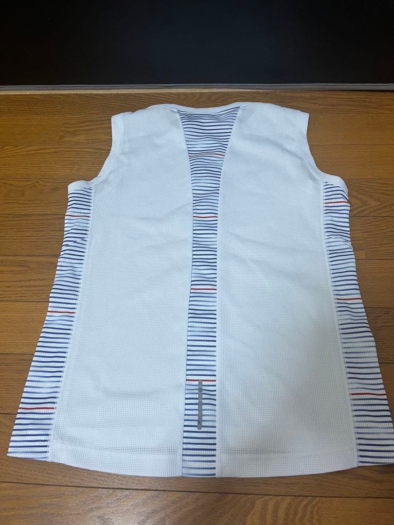 CW-X スピードモデル　ハーフタイツ　ノースリーブ　上下セット