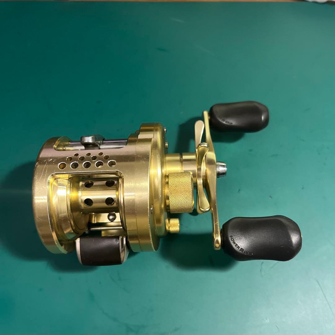 シマノ　00 カルカッタコンクエスト 200