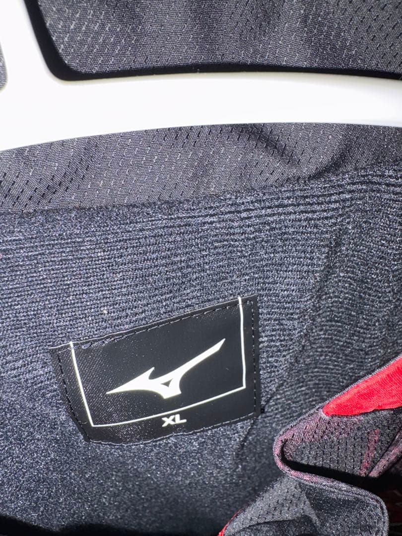 販売終了品！！2023シーズン　名古屋グランパスウィンドブレーカー