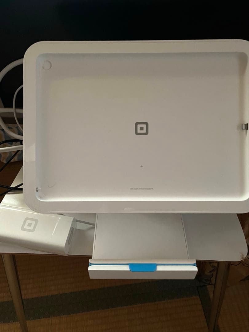 Square Stand ホワイト