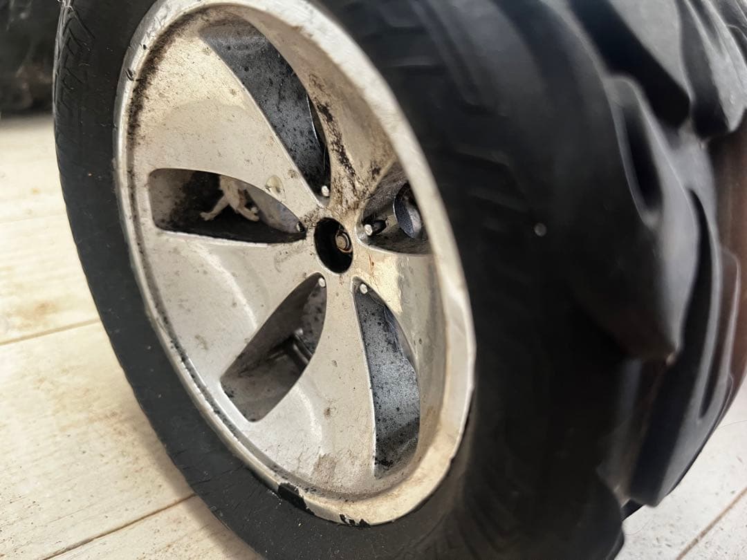 ラジコン　モンスタートラック