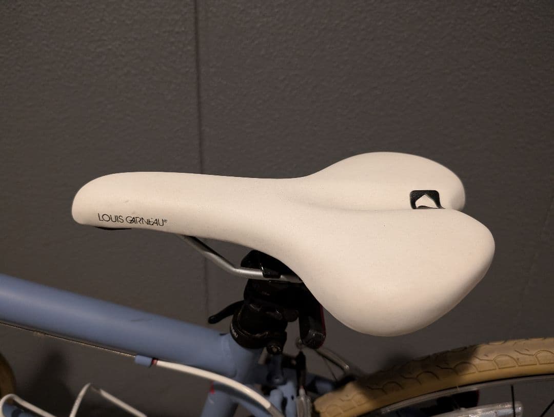 LOUIS GARNEAU クロスバイク サイズ42 完成車配送