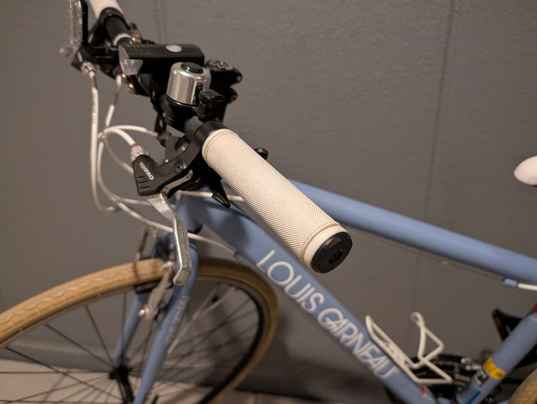 LOUIS GARNEAU クロスバイク サイズ42 完成車配送